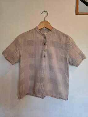 Wrk-shp cotton gauze plaid neutral short sleeve top. Size XS